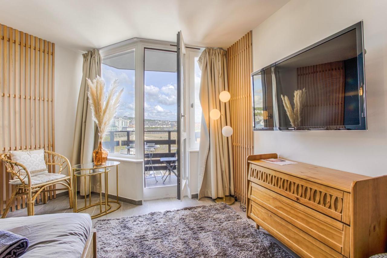 La Rev'Rie - Vue Sur Mer Avec Balcon Deauville Zewnętrze zdjęcie