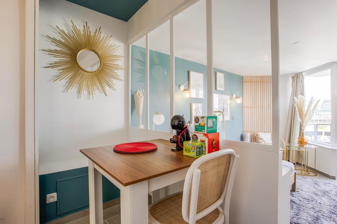 La Rev'Rie - Vue Sur Mer Avec Balcon Deauville Zewnętrze zdjęcie